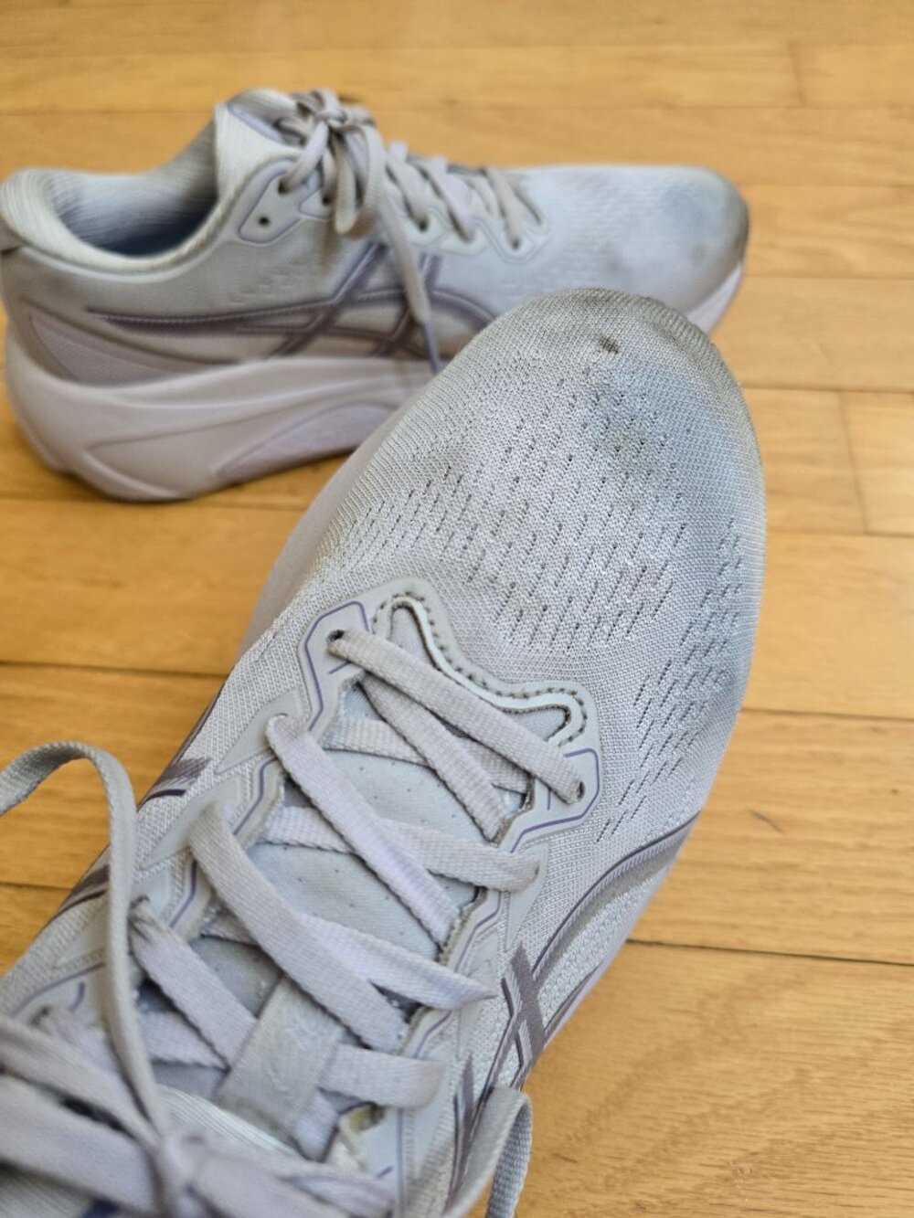 Asics | Gel-Kayano 30 'Lilac Hint' sporty running sneakers | WMS 10 - Picture 4 of 11